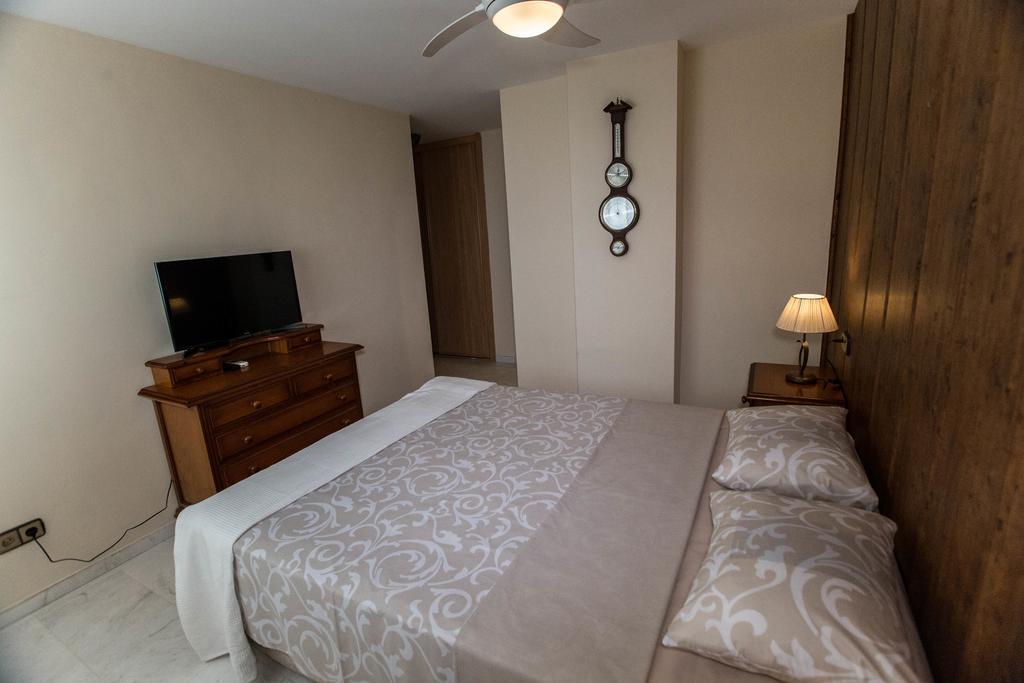 Deluxe Sea View Apartments ตอร์เรโมลิโนส ภายนอก รูปภาพ