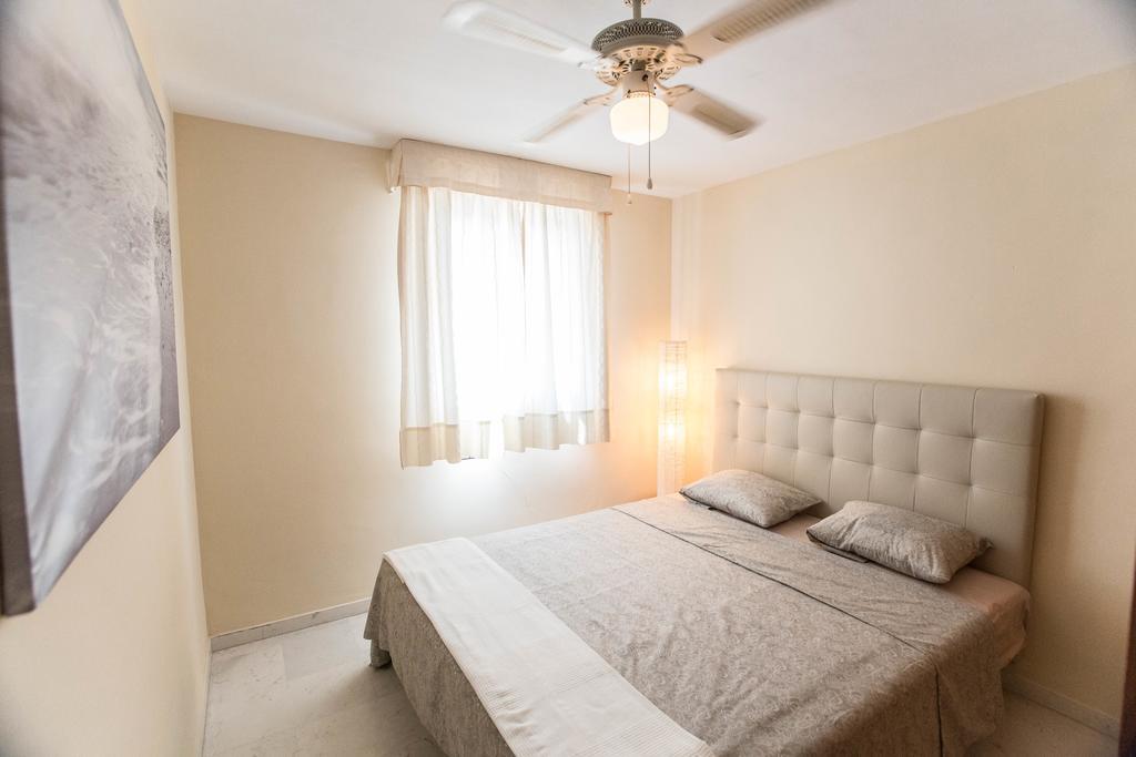 Deluxe Sea View Apartments ตอร์เรโมลิโนส ภายนอก รูปภาพ